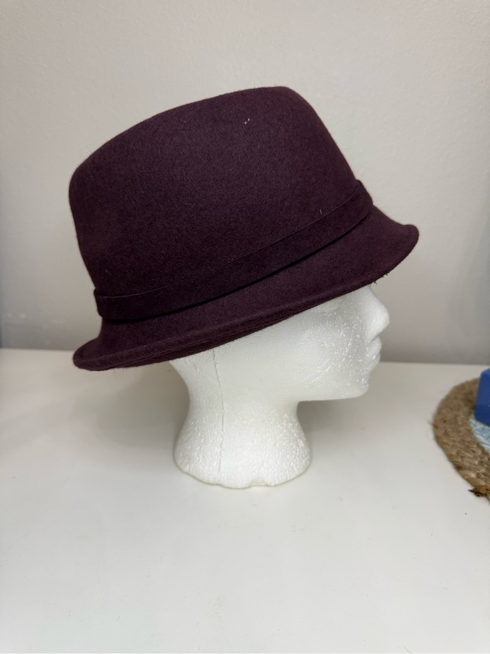 Wool Cloche Hat Bow Accent Wide Brim Vintage One Size Purple Plum Academia MCM - Picture 3 of 12